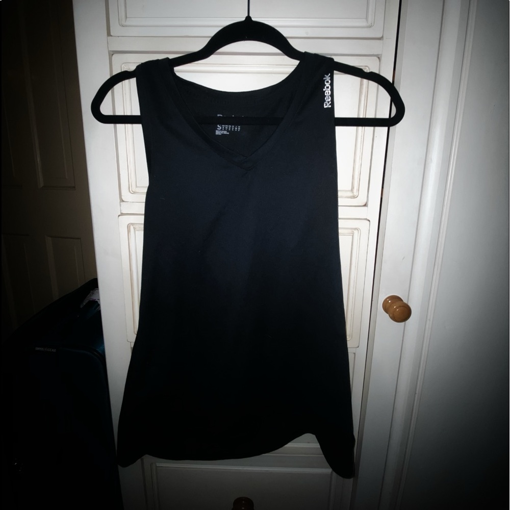 reebok black athletic tank top